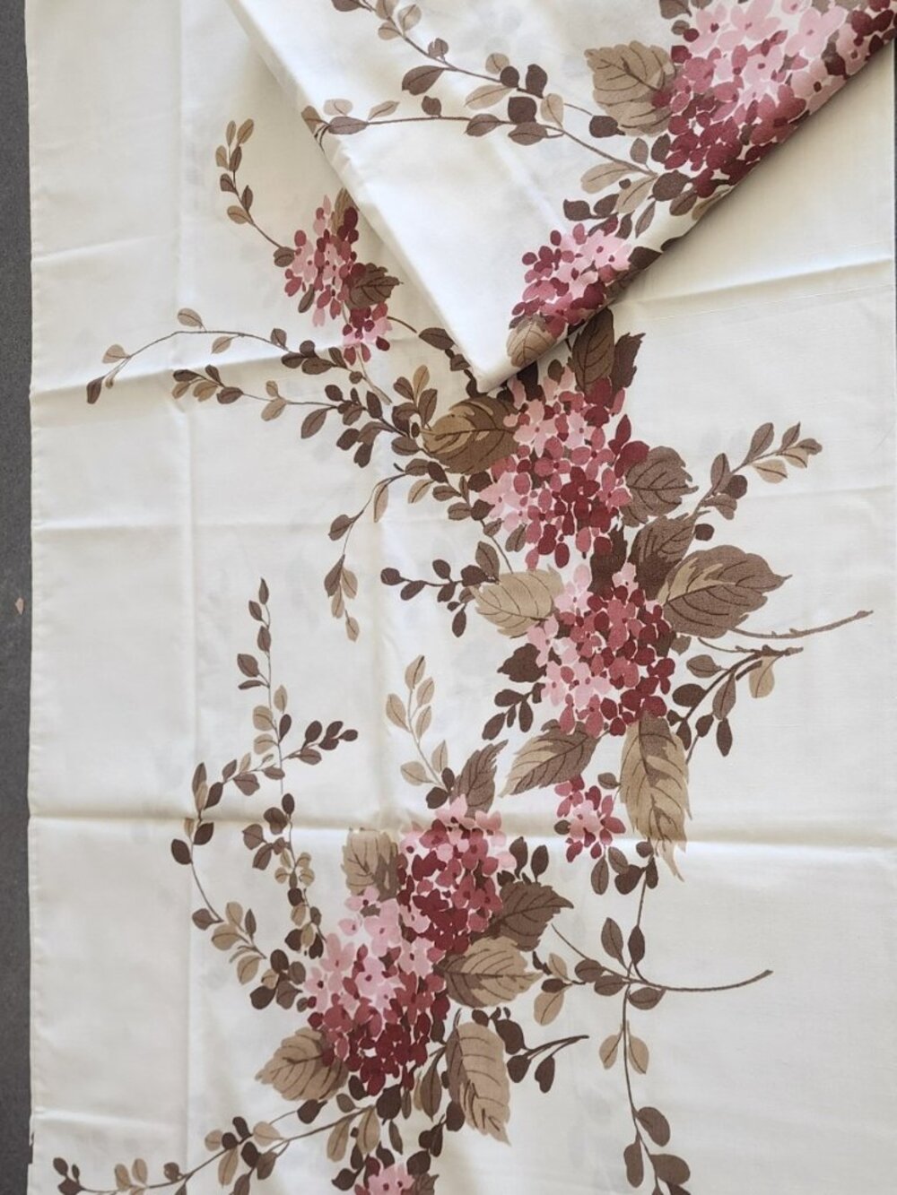 Vintage Springmaid King Pillowcases Set of 2 Pink Mauve Hydrangea Floral Percale